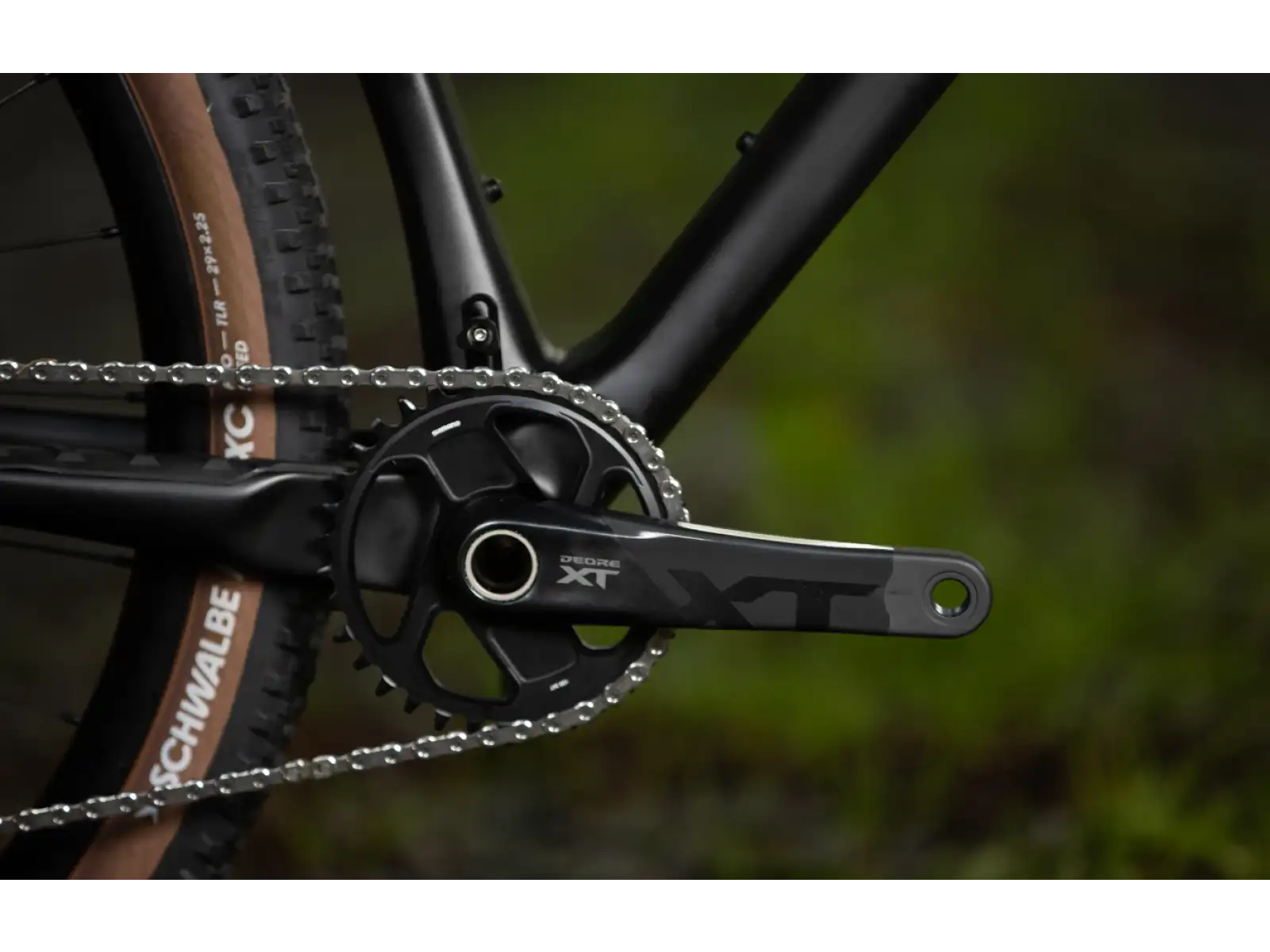 Superior XP 9.8 horský bicykel Matte Carbon/Dark Chrome