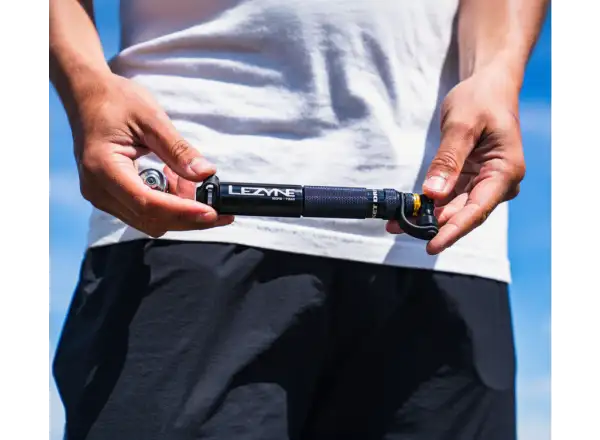 Lezyne Pocket Drive CO2 pumpa + 16 g bombička
