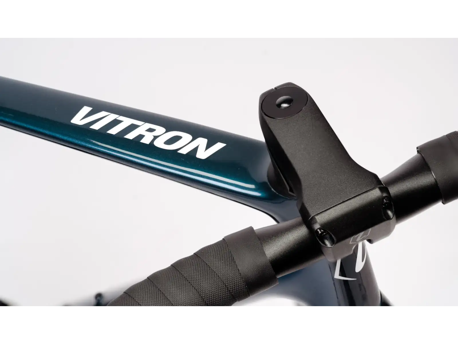 Isaac Vitron cestný bicykel Shimano 105 Navy Blue