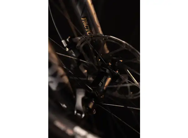 Crussis Legend 68 celoodpružený elektrobicykel