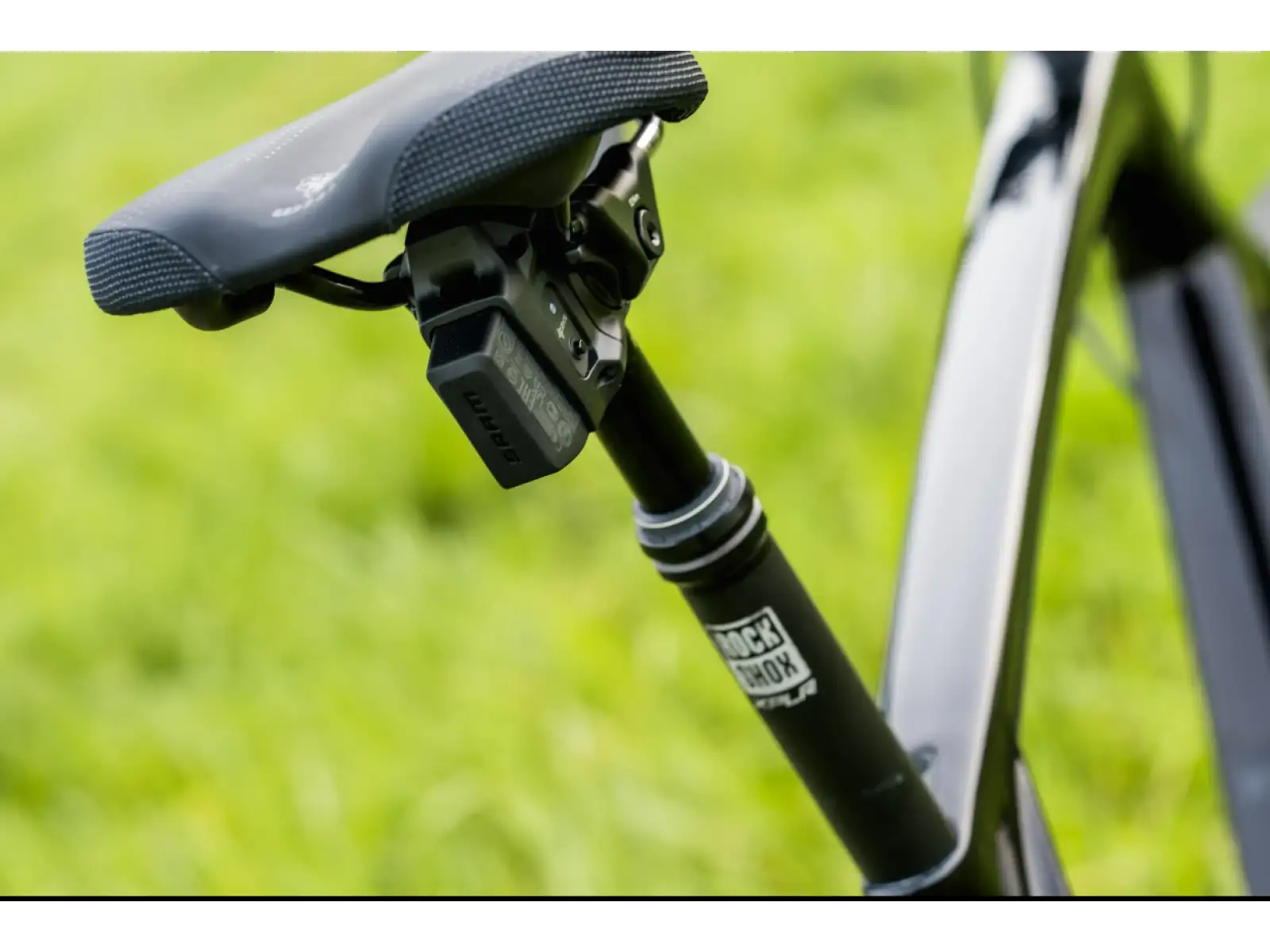 Rock Machine Gravelride CRB 900 AXS gravel bicykel
