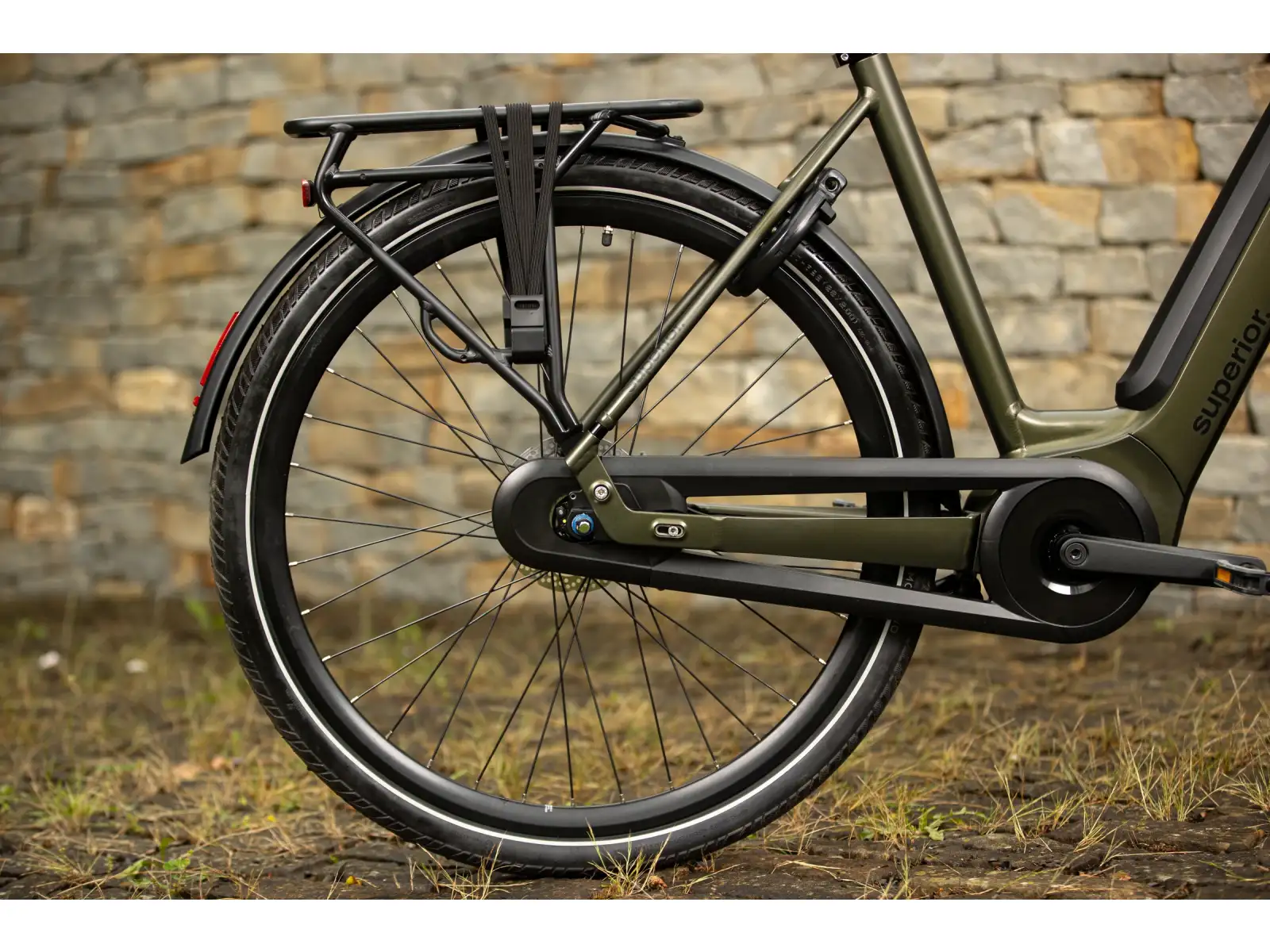 Superior eWAY 6.4 mestský elektrobicykel Matte Black