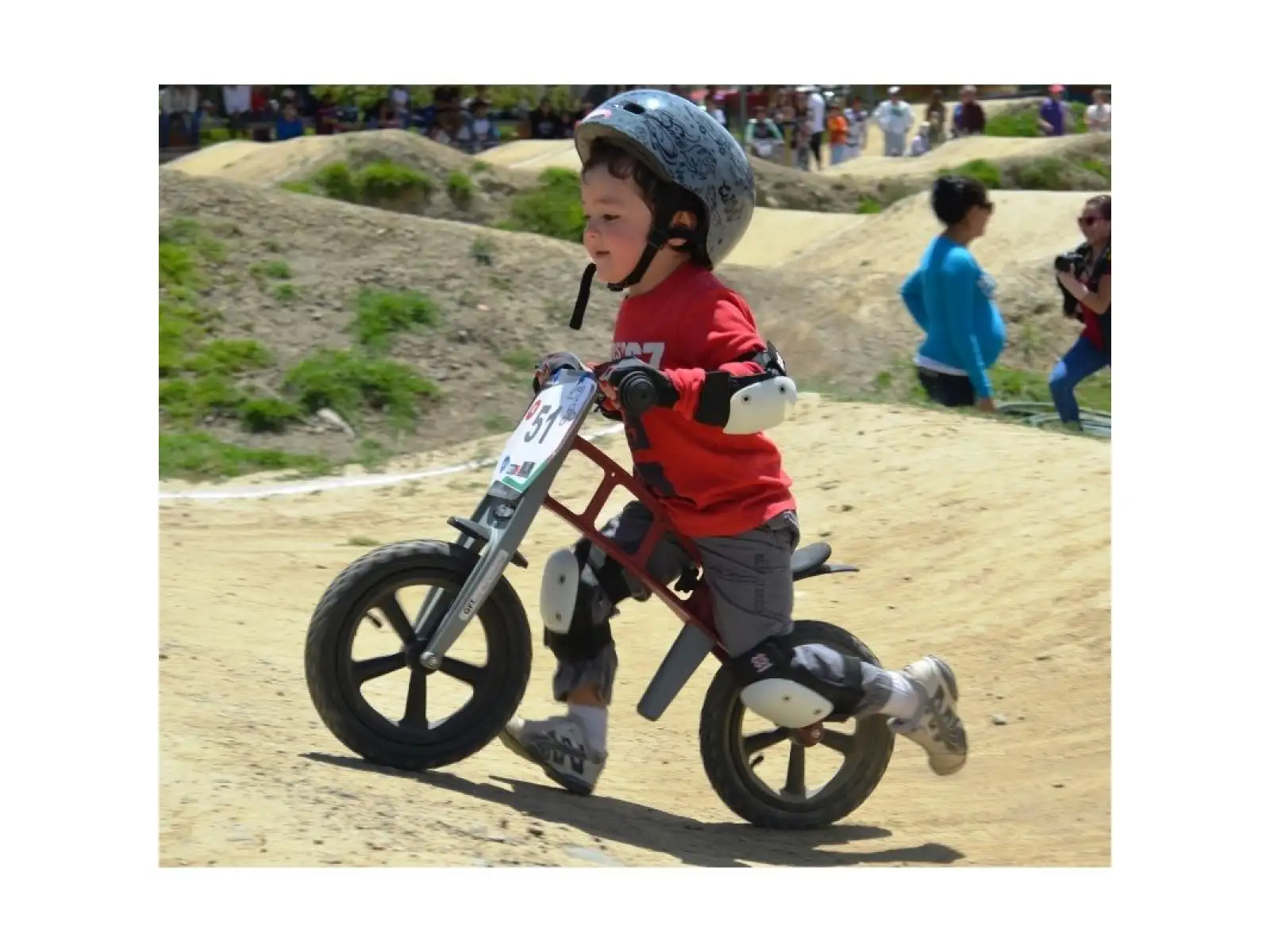 First Bike Cross detské odrážadlo červená