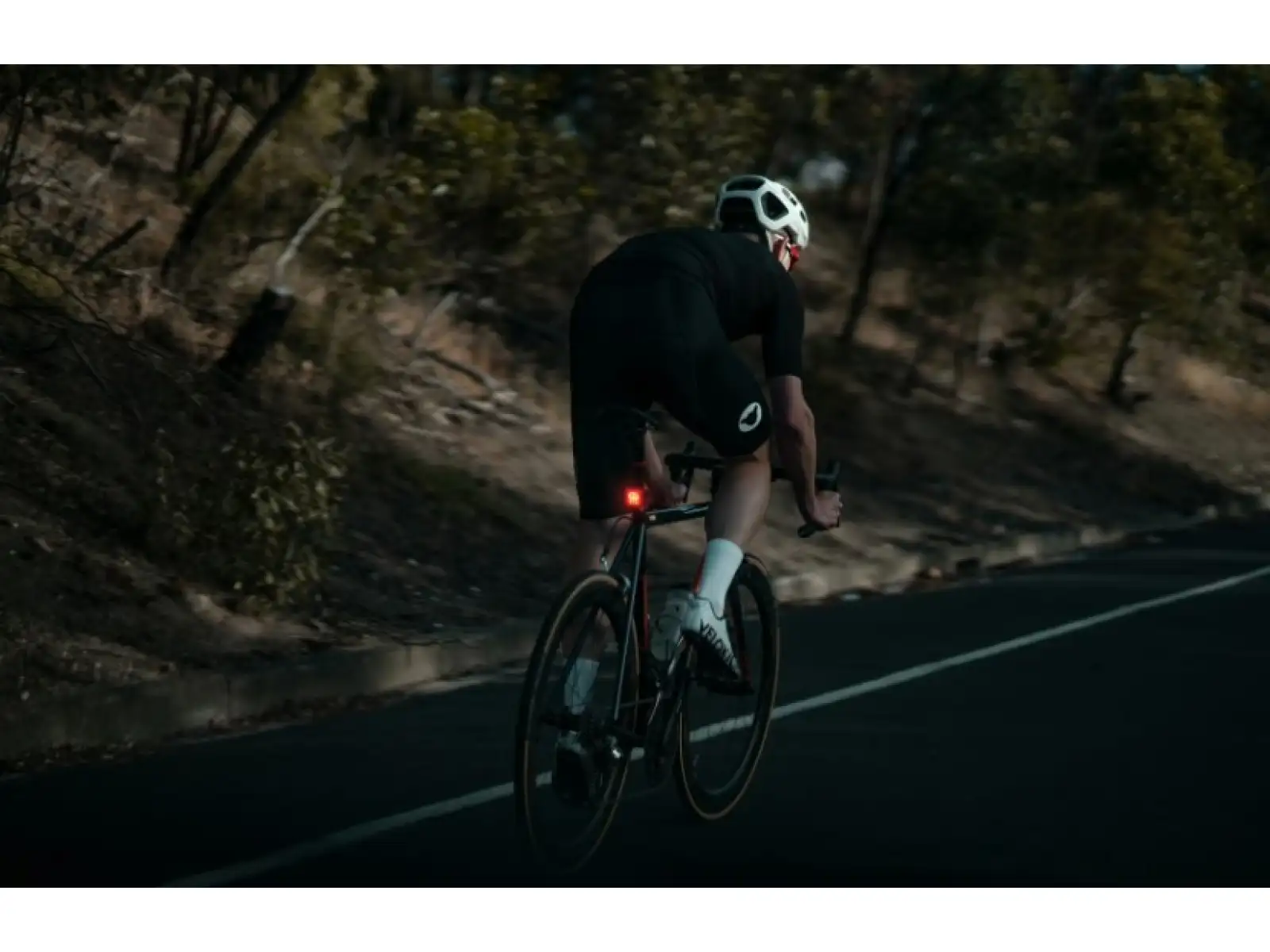 Knog Blinder zadná blikacia Black