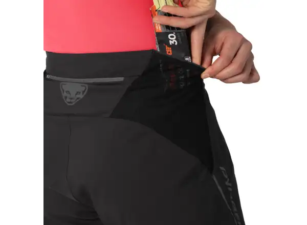 Dynafit Alpine Pro 2v1 dámske bežecké kraťasy Black Out