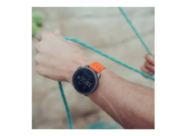 Suunto Vertikálne Titanové Solárne chytré hodinky Canyon.