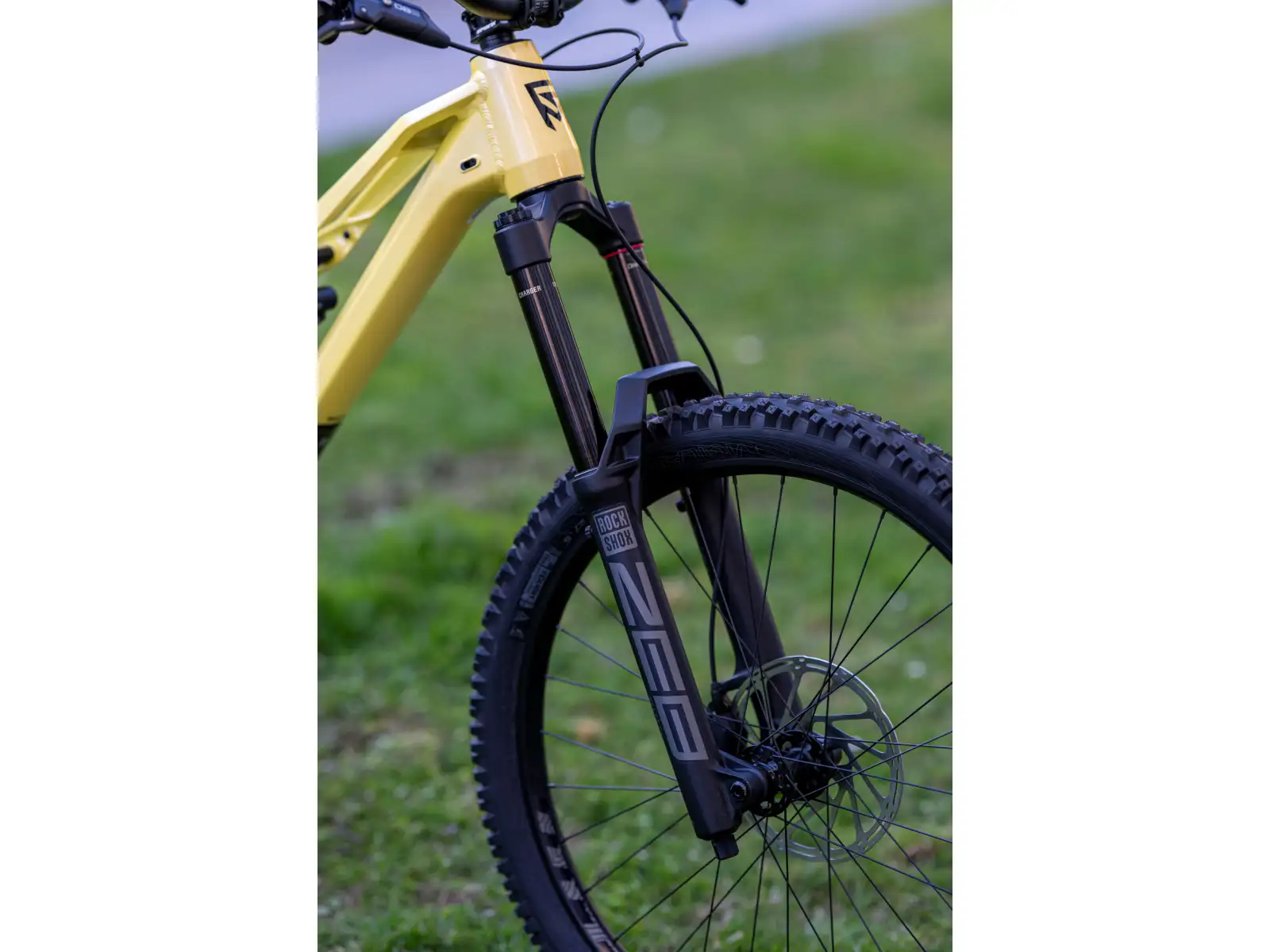 Rock Machine Whizz FS II 90 AXS horský bicykel Panama Yellow