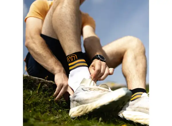 Sidas Run Anatomic Light Ankle bežecké ponožky bielo-čierna