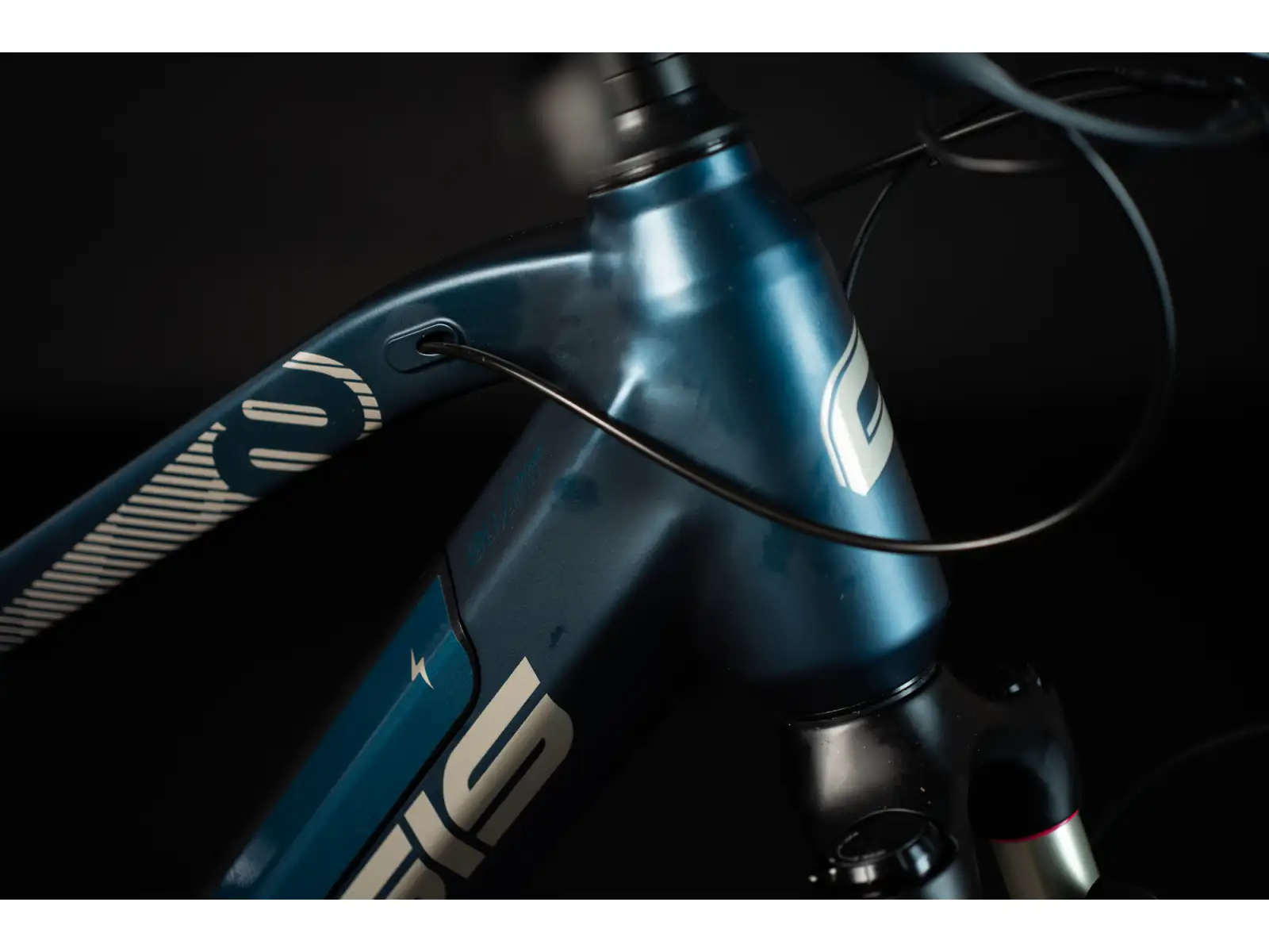 Crussis ONE-OLI Cross 8.8-S krosový elektrobicykel