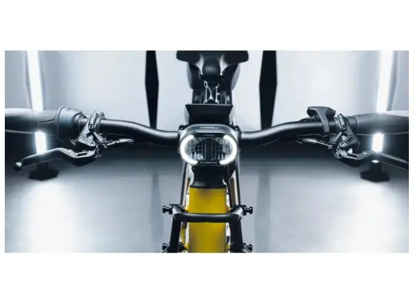 Supernova M99 Mini Pro 25 predné svetlo pre elektrobicykel