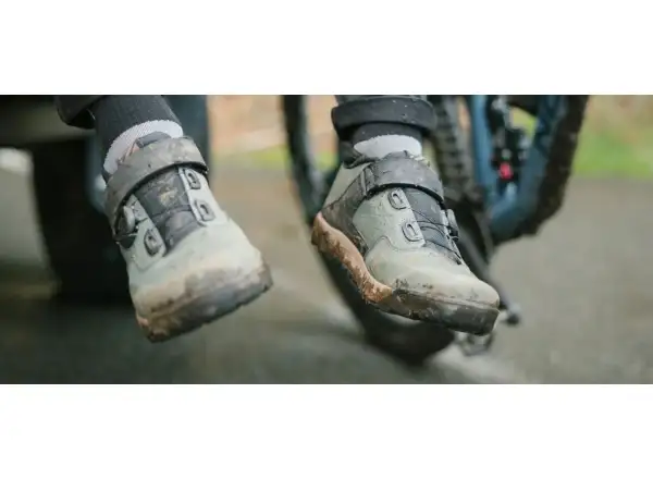 Shimano SH-GE900 pánske tretry zelená