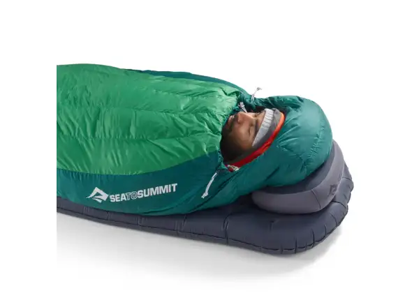 Sea to Summit Ascent Down Regular spacák