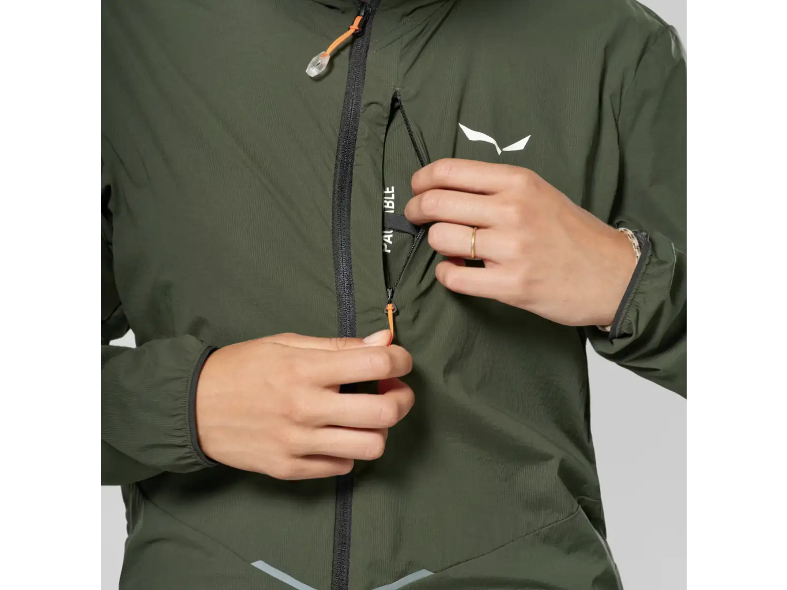 Salewa Pedroc Wind Light dámska bunda Dark Olive
