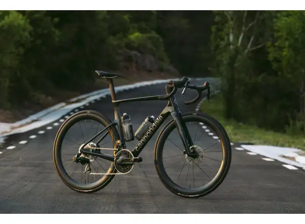 Cannondale Super Six Evo Carbon 1 cestný bicykel RAW