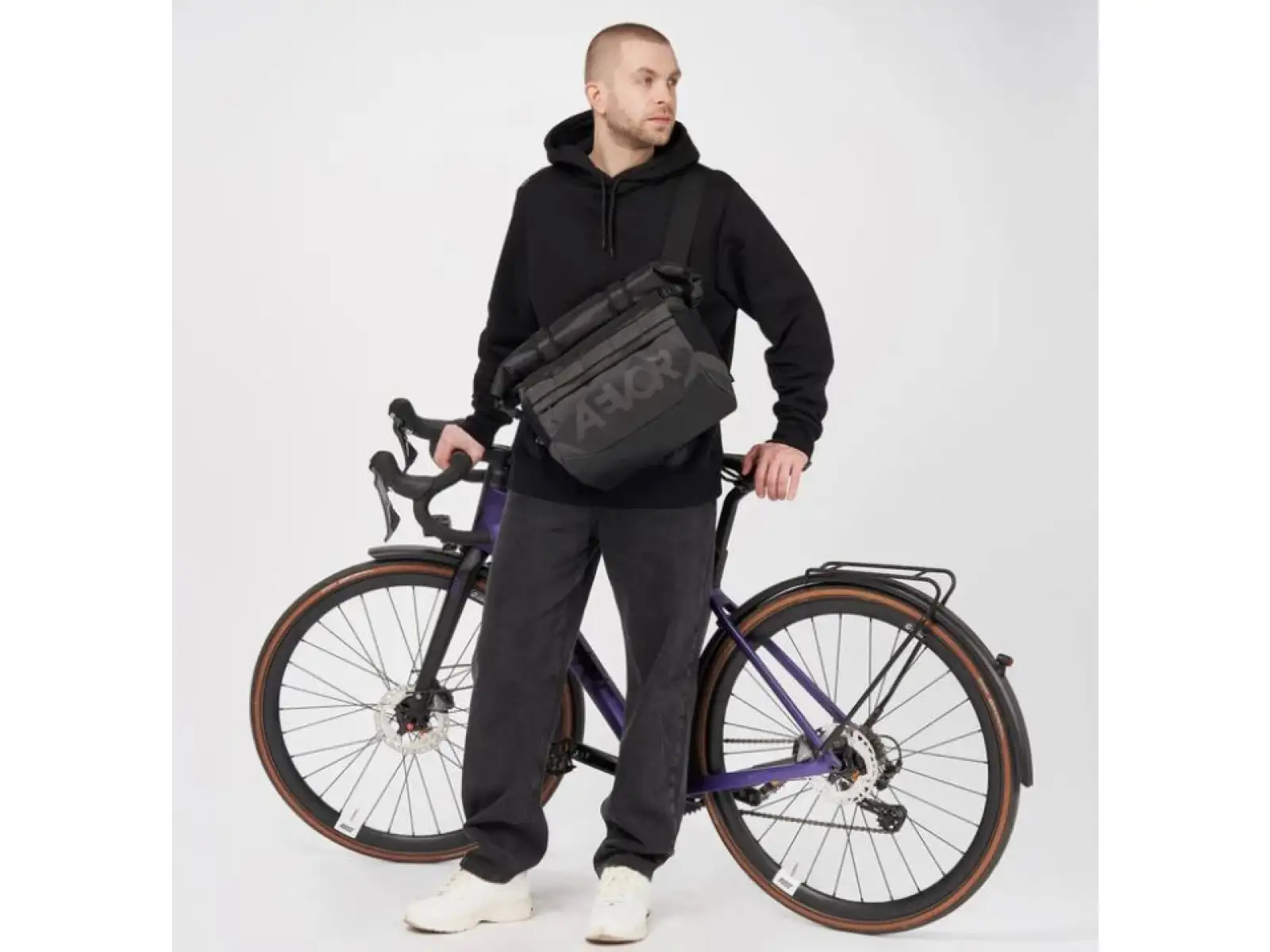 Aevor Triple Bike multifunkčná brašna 24 l Black