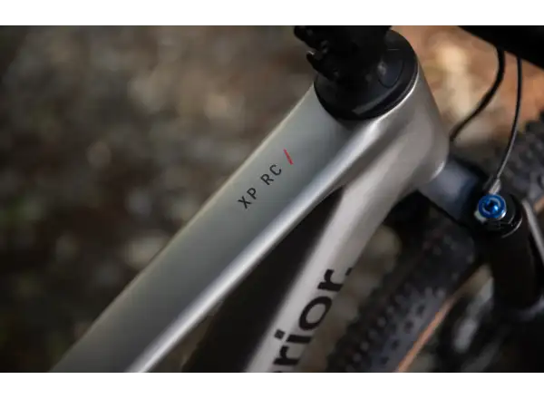 Superior XP 9.8 horský bicykel Matte Carbon/Dark Chrome