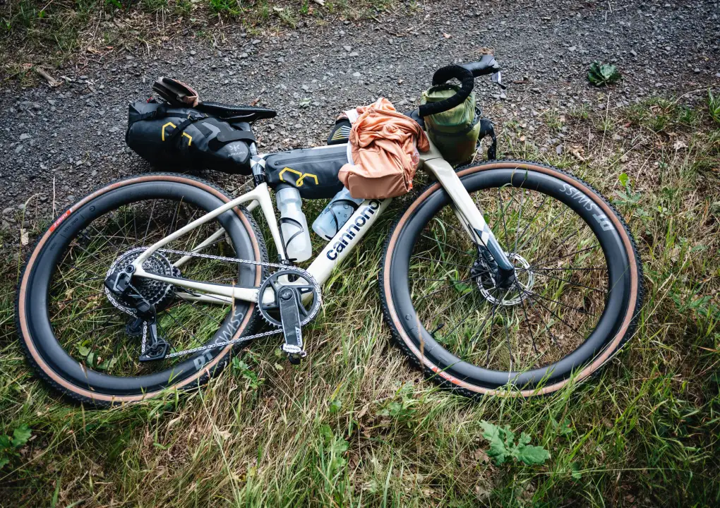 Gravel bikepacking přes Bavorsko s bonusovou alpskou etapou nad Innsbruckem