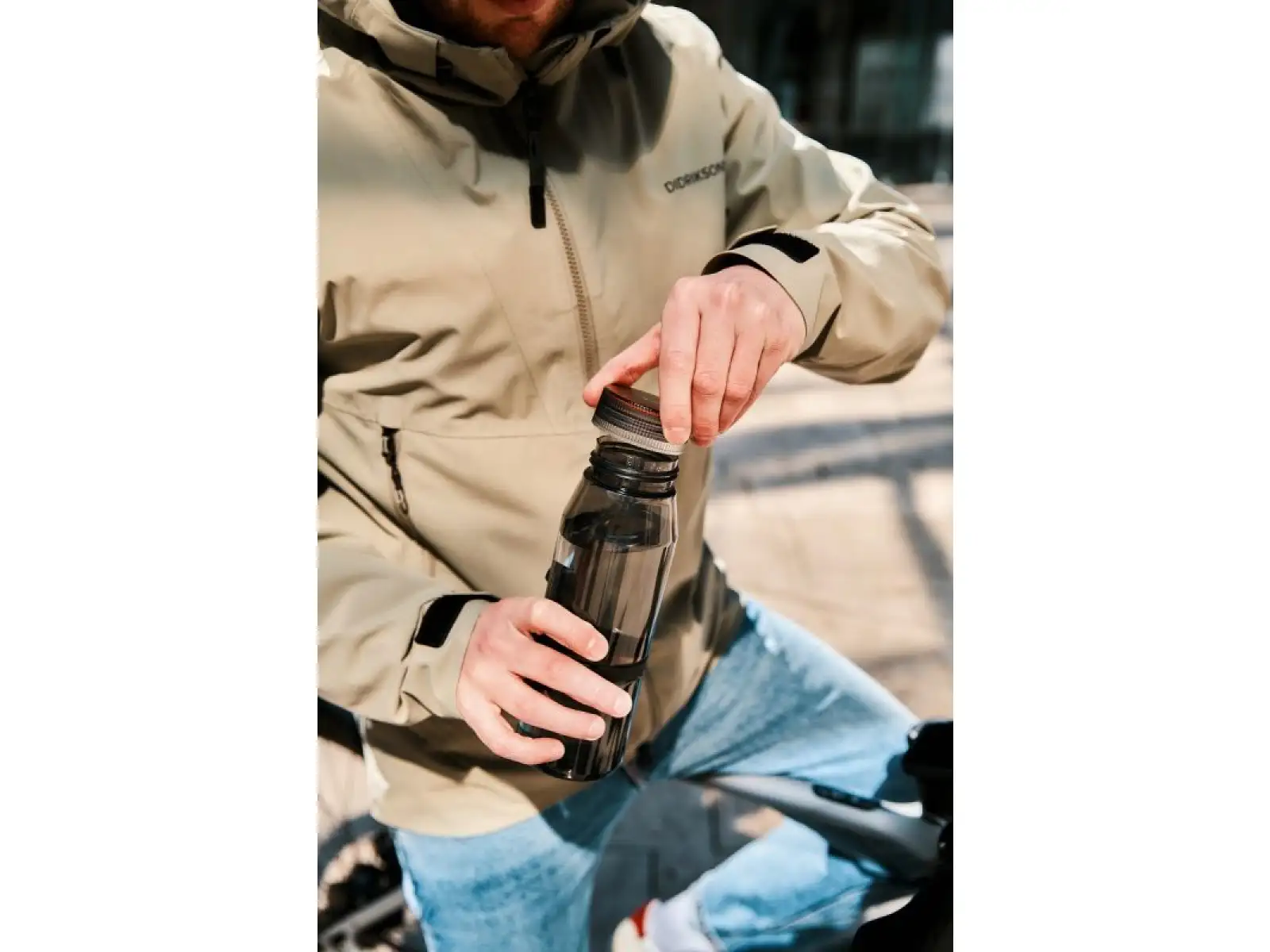 Fidlock Twist Set fľaša a základňa 700 Life čierna 700 ml + Uni základňa