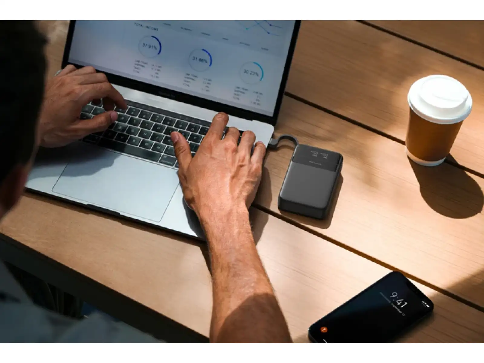 EcoFlow RAPID 10000 mAh magnetická powerbanka čierna
