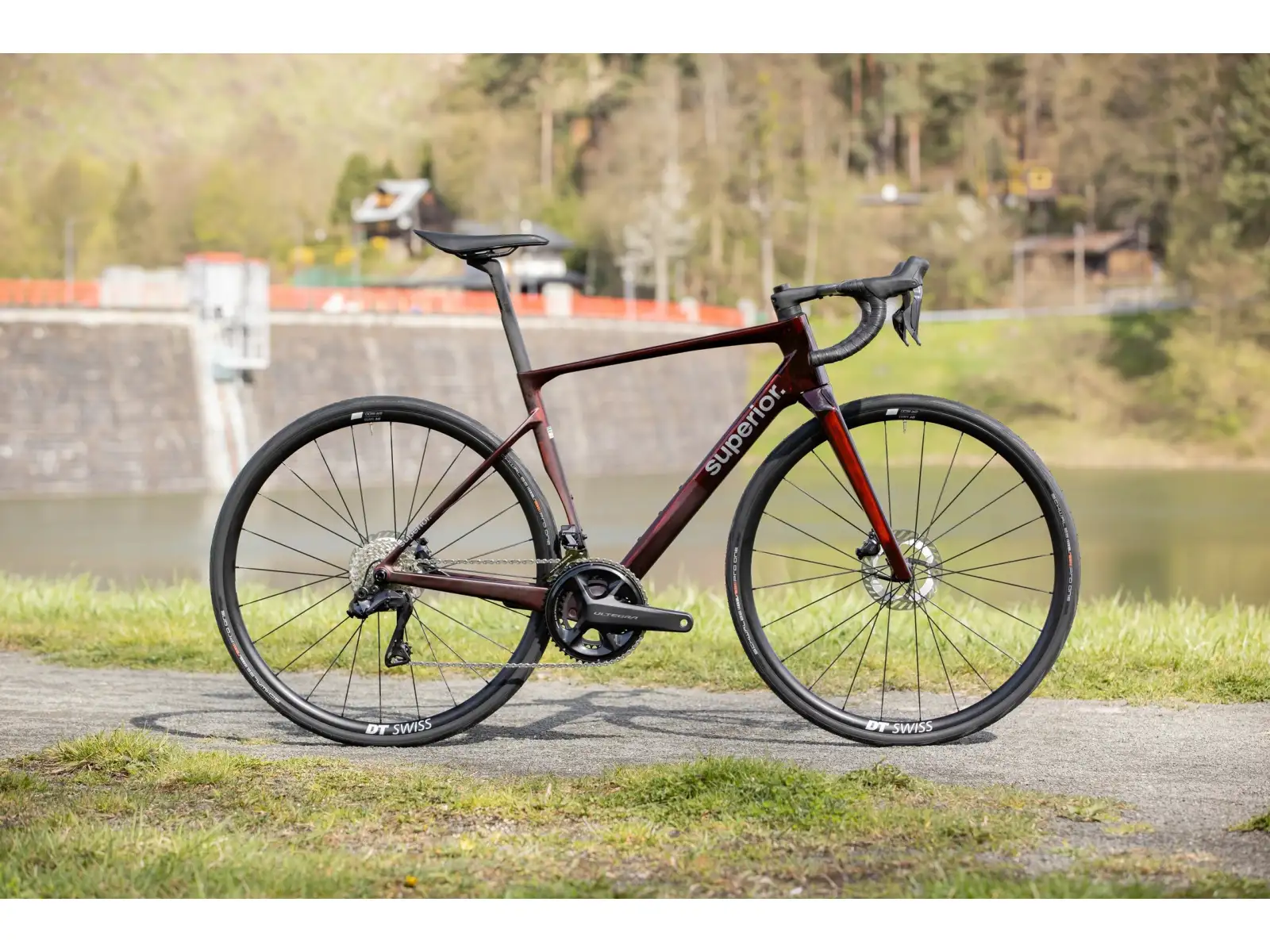 Superior XR 9.7 GF Gloss Carbon Red