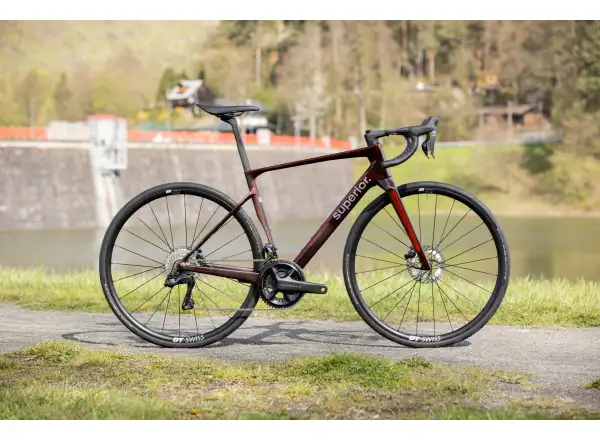Superior XR 9.7 GF Gloss Carbon Red