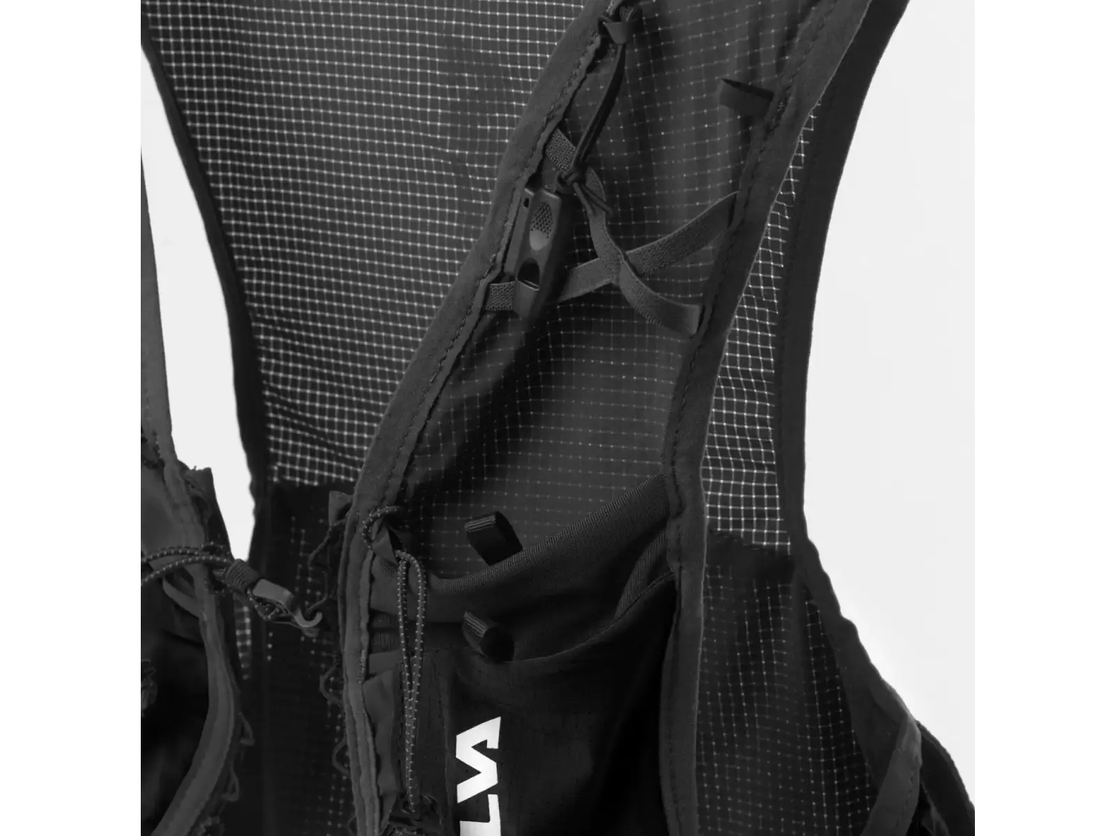 Silva Strive Fly bežecká vesta Black