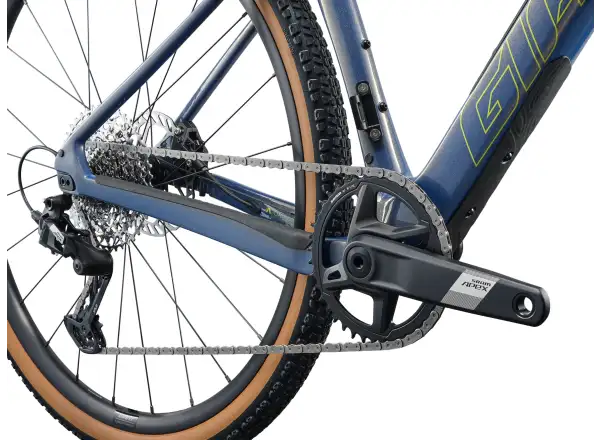Giant Revolt Advanced 1 gravel bicykel Midnight Moon