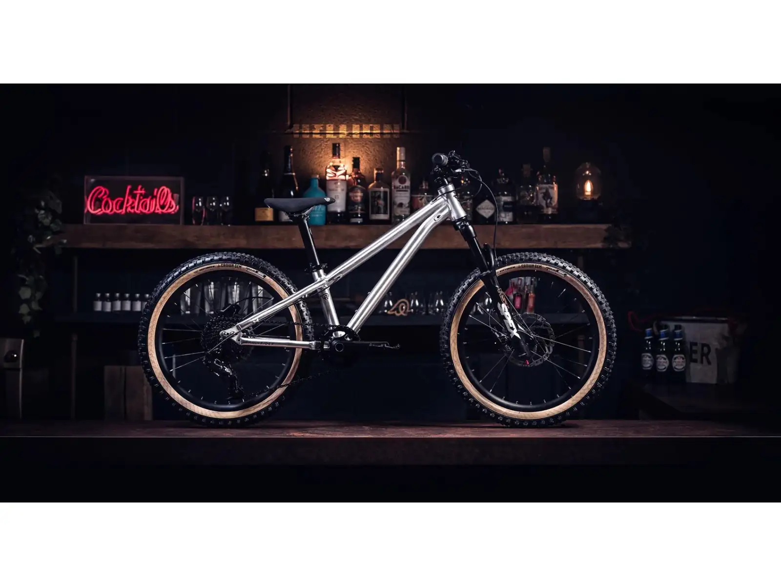 Early Rider Hellion 20 detský bicykel Brushed Aluminium