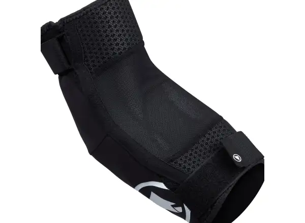 Chrániče lakťov Endura SingleTrack Elbow Protector (čierna)