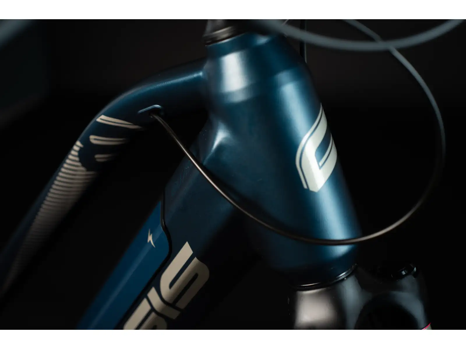 Crussis ONE-OLI Cross low 8.8-S krosový elektrobicykel