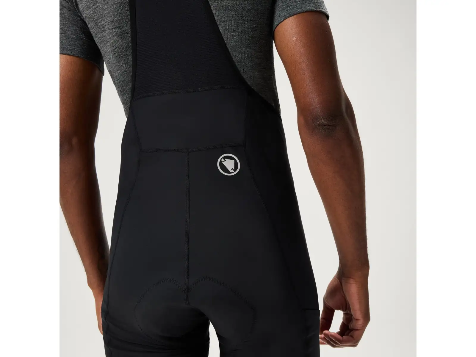 Endura Loop pánske kraťasy s vložkou a trakmi Black