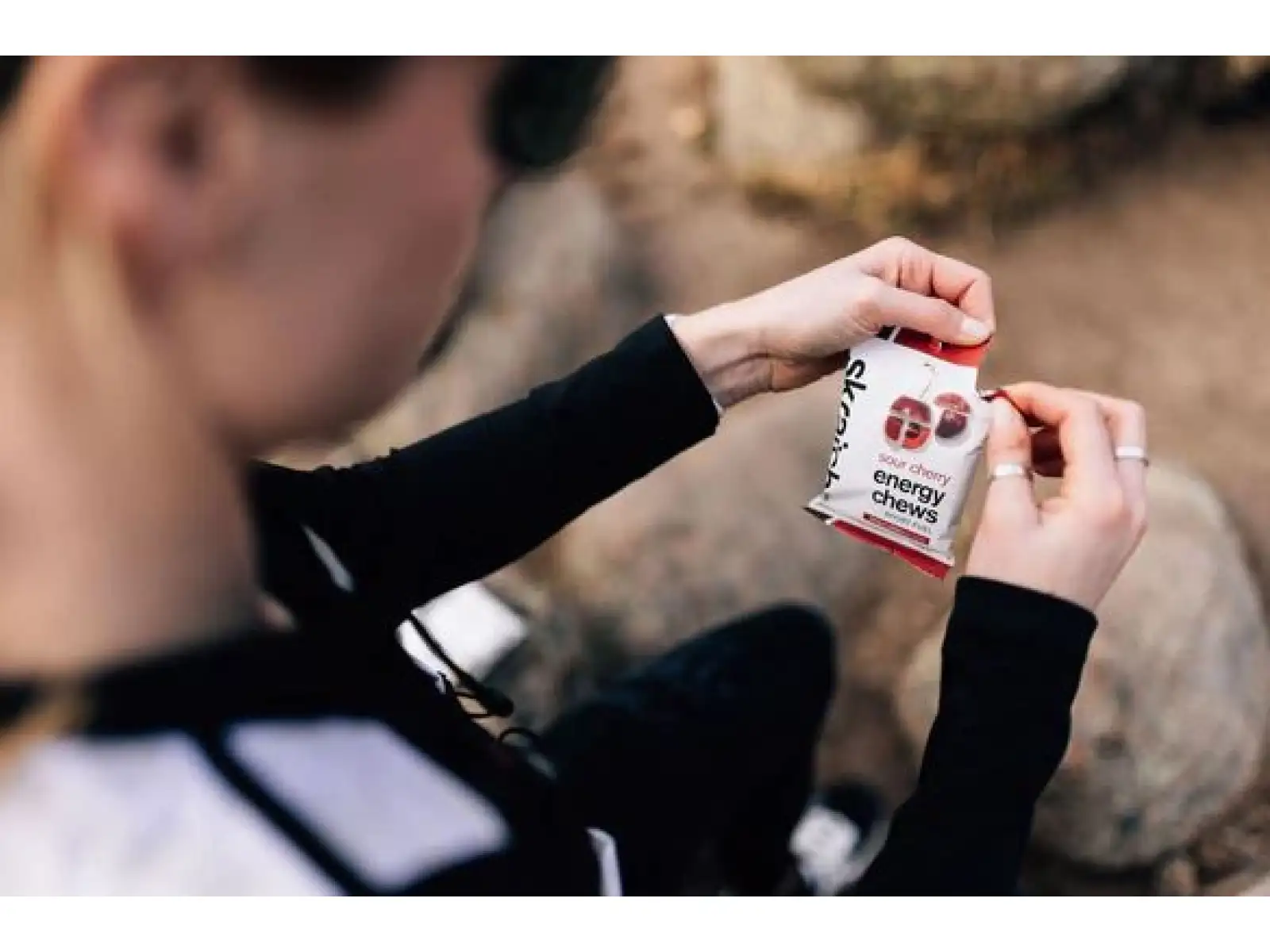 Skratch Labs Energy Chews ovocné cukríky 50 g čerešňa + kofeín