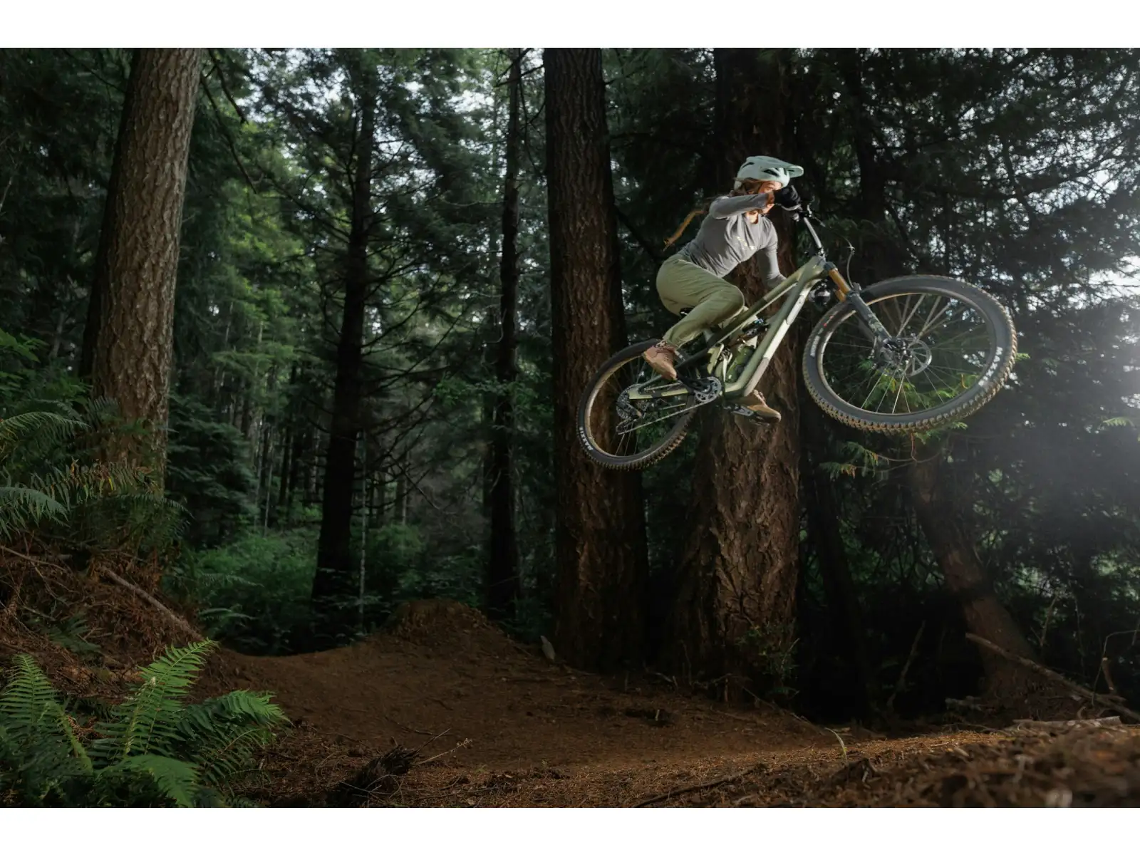Ibis Ripmo V3 Eagle 90 horský bicykel Olive Swamp Monster