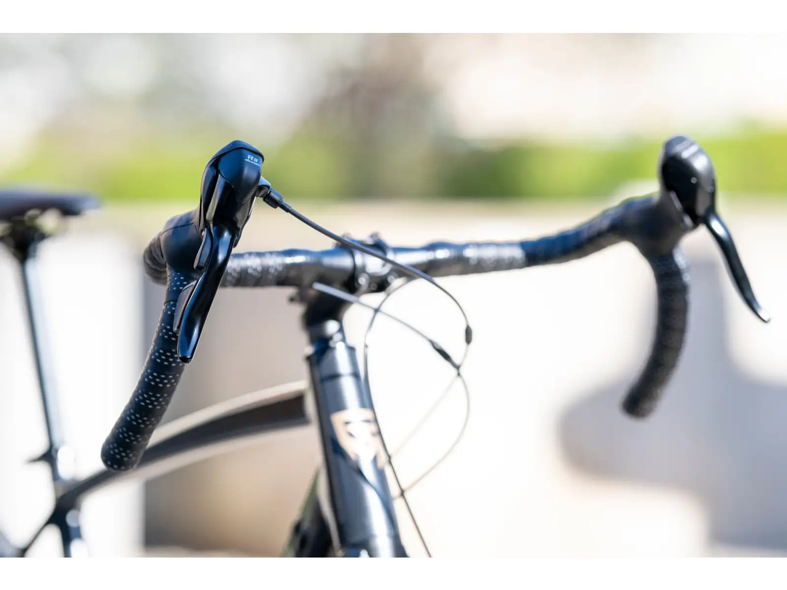 Rock Machine Gravelride 200 gravel kolo Gloss Black/Sand