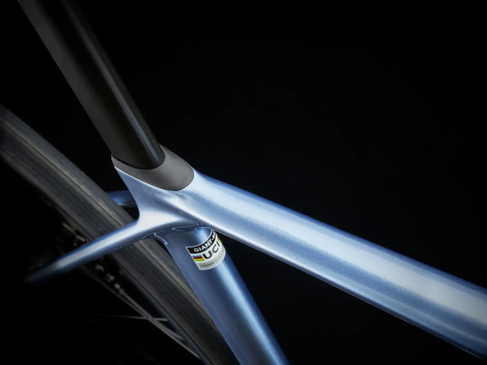 Giant TCR Advanced 0 PC cestný bicykel Frost Silver