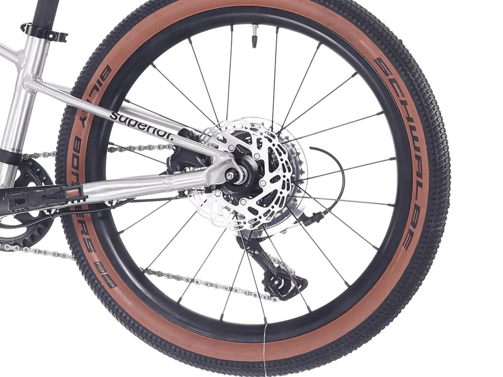 Superior TEAM 20 bicykel Gloss Brushed Alu / Rainbow Black 9.0"