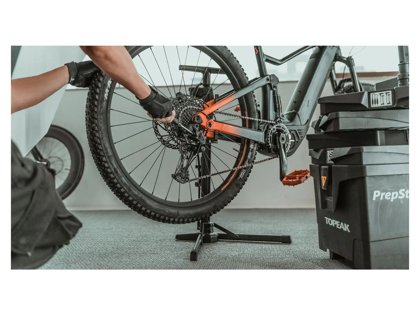 Topeak Transformer eUP dielenská pumpa čierna/žltá