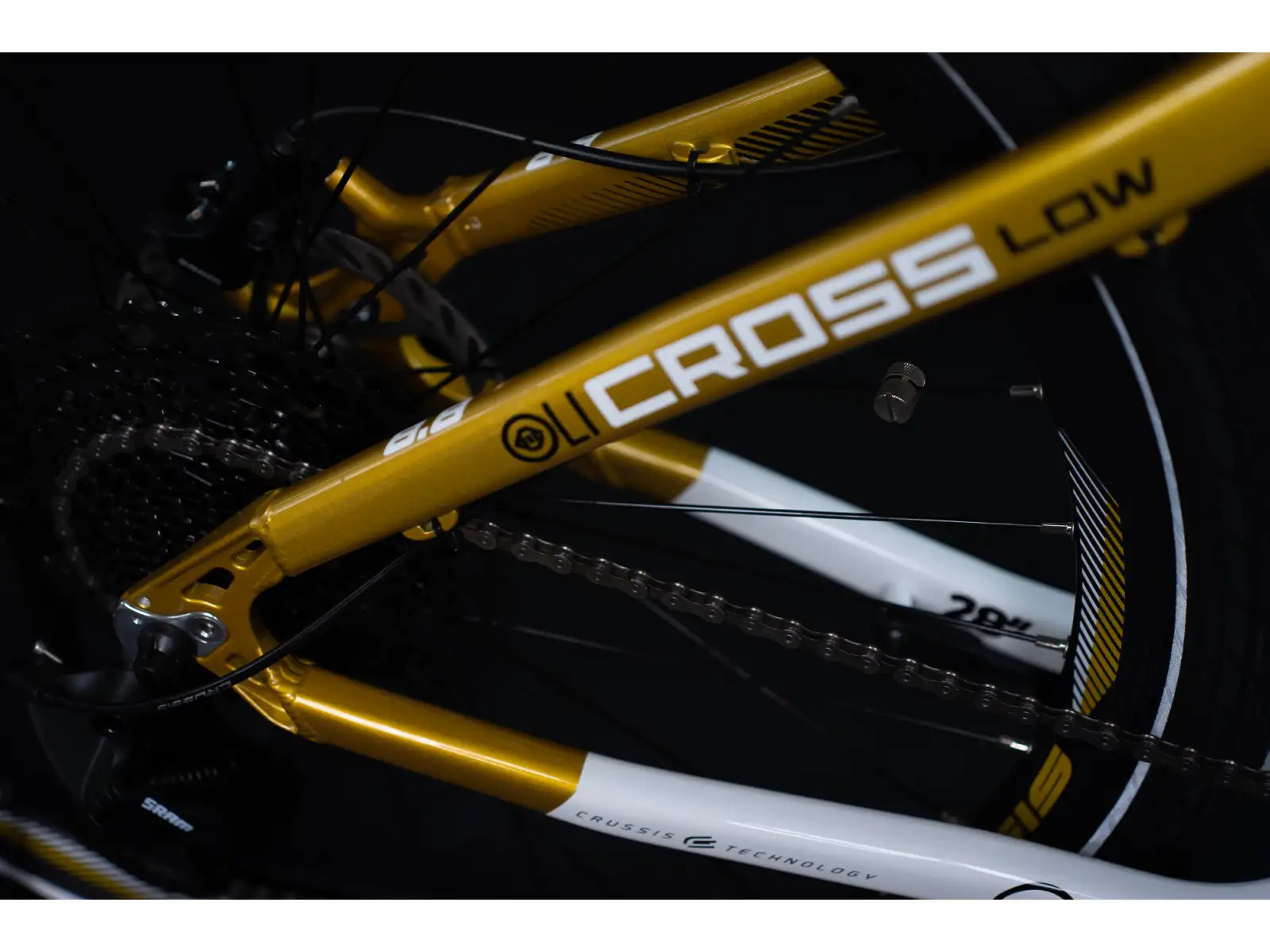 Crussis OLI Cross low 8.8-M krosový elektrobicykel