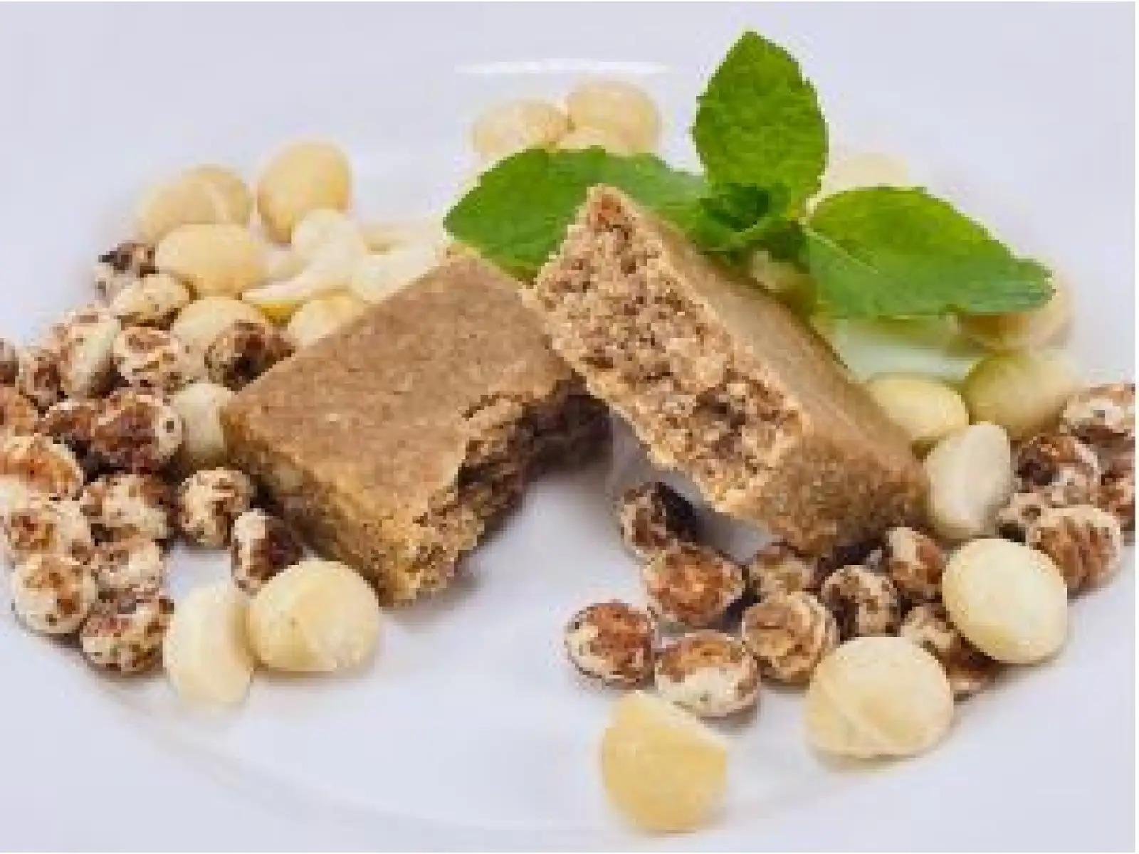Sponser Oat Pack Bar flapjack makadamový orech