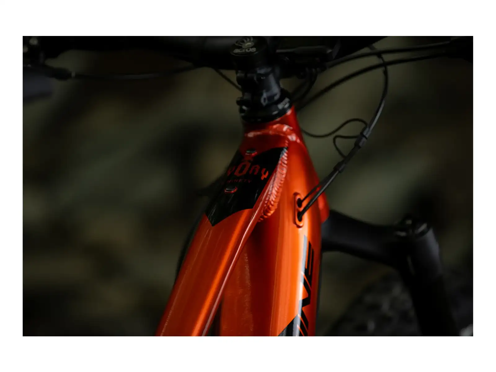 Rock Machine VYÖRY e90-26 fatbike elektrobicykel Metallic Orange/Black VZORKA