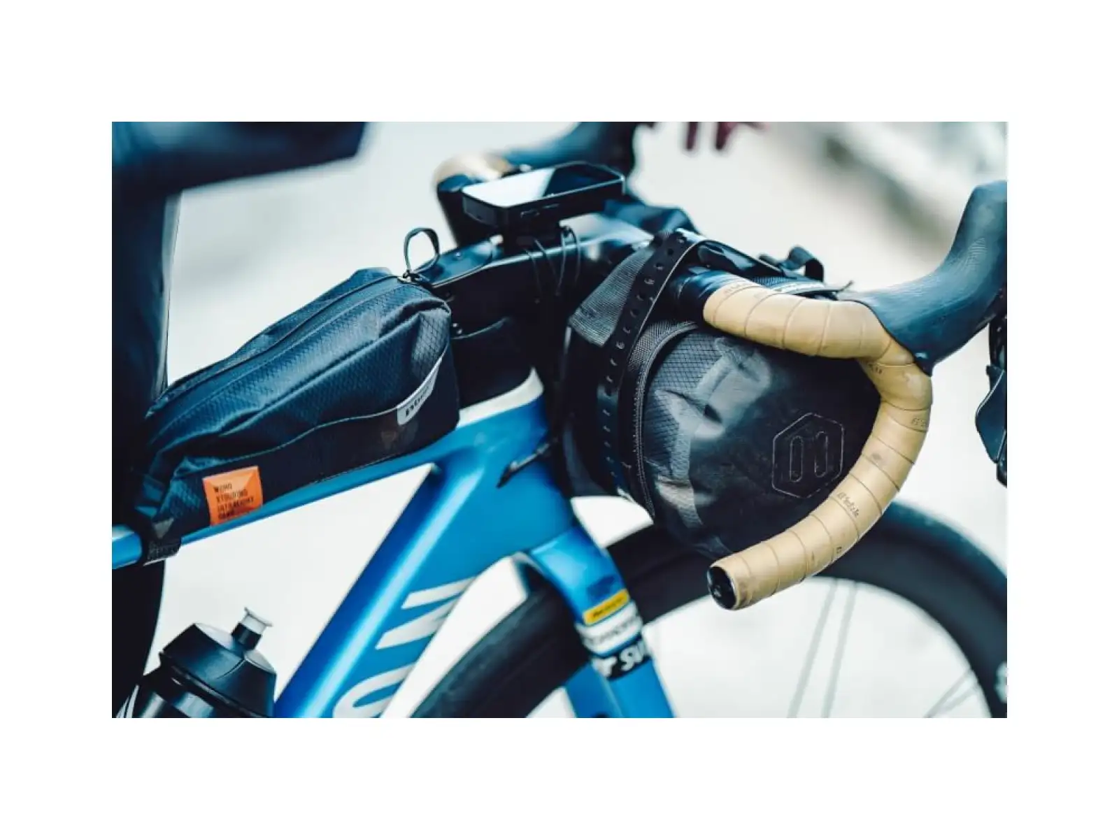 Woho X-Touring Top-Tube taška na rám 850 ml Cyber-Camo Diamond čierna