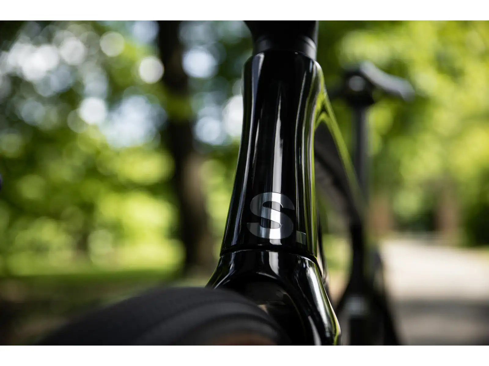 Superior XR 9.8 GR gravel bicykel Matte Carbon/Gloss Black