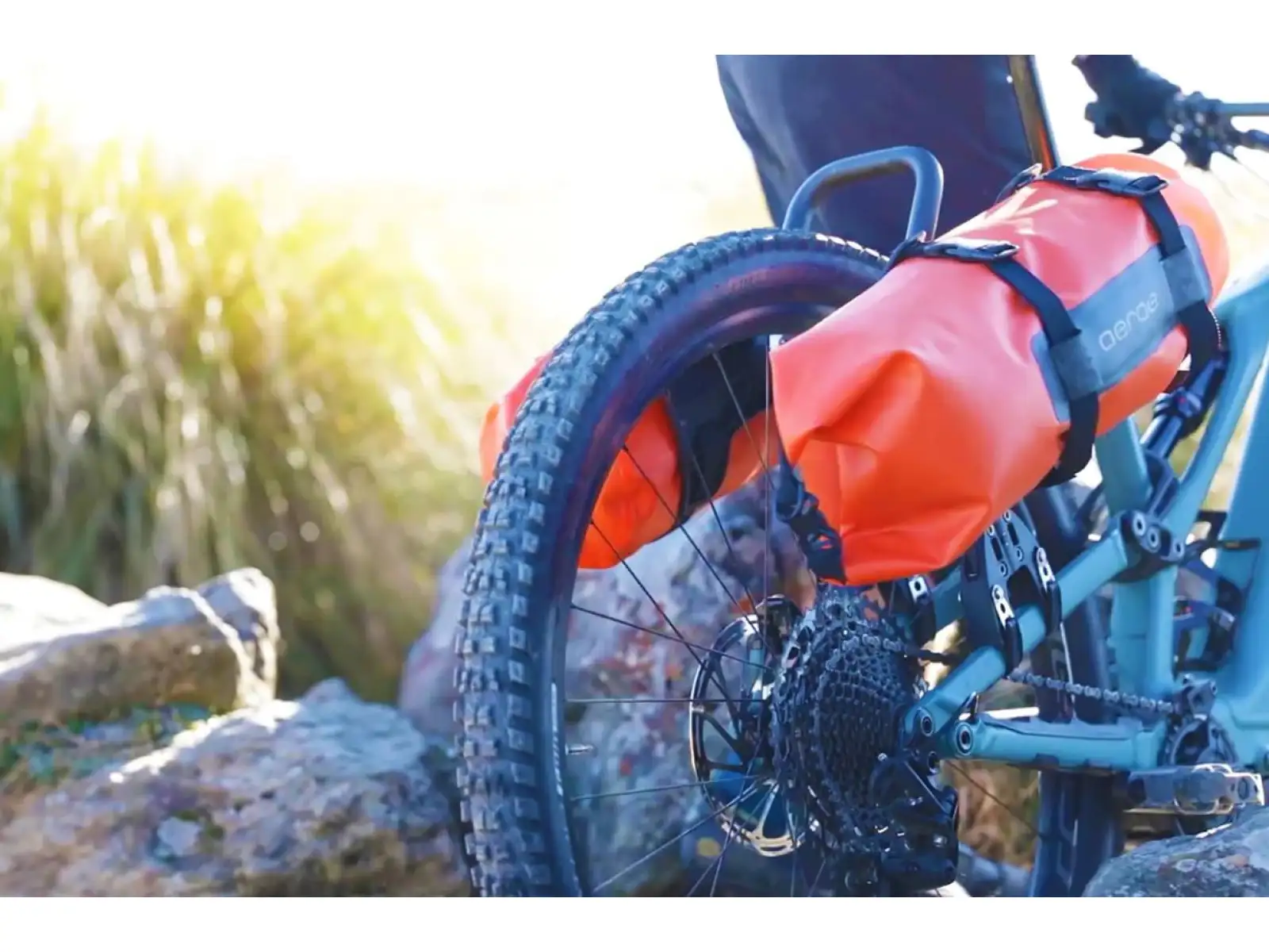 Aeroe Spider Rear Cradle predný držiak na riadidlá čierna