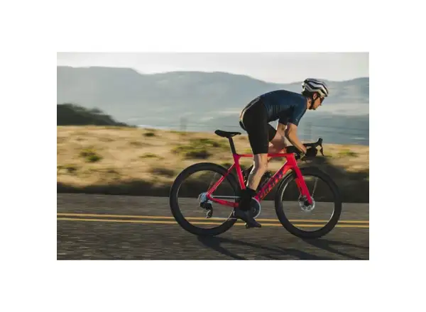 Giant SLR 1 50 Disc Hookless RW zadné vypletené koleso orech Shimano