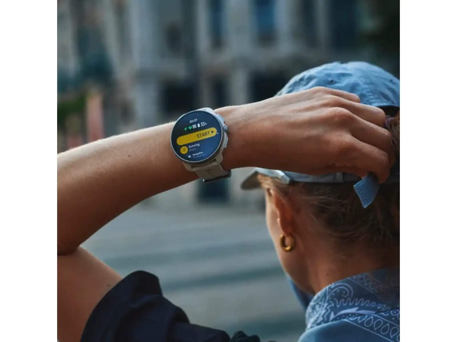 Suunto Race 2 inteligentné hodinky Feather Gray