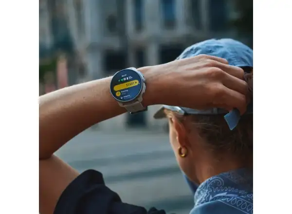 Suunto Race 2 inteligentné hodinky Feather Gray