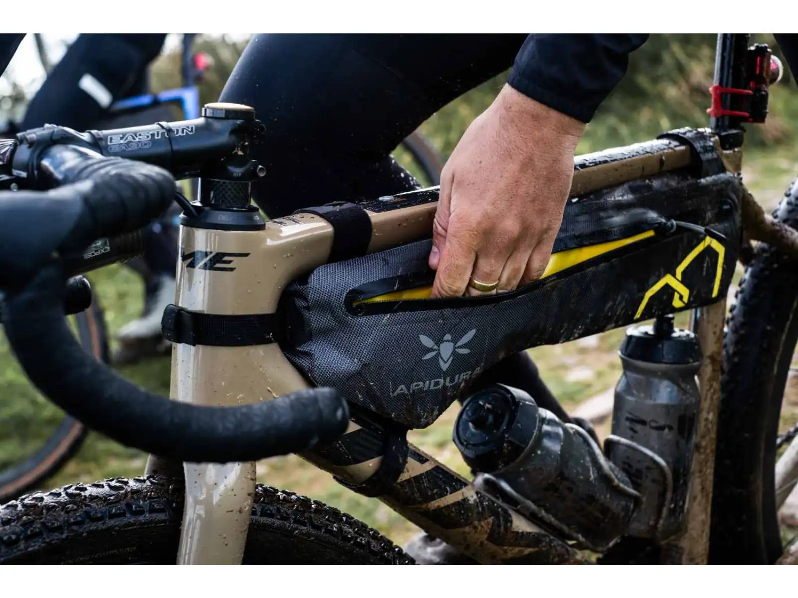 Apidura Expedition Frame Pack Tall 6,5 l rámová taška