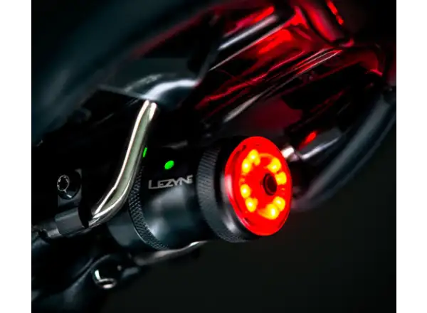 Lezyne Saddle Drive 250 podsedlové zadné svetlo Matte Black