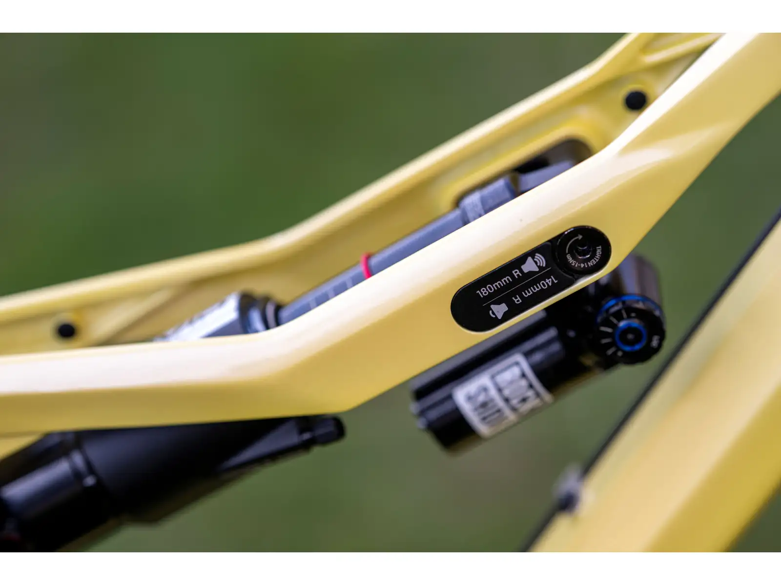 Rock Machine Whizz FS II 90 AXS horský bicykel Panama Yellow
