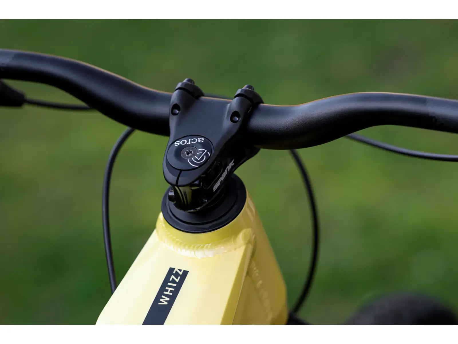 Rock Machine Whizz FS II 90 AXS horský bicykel Panama Yellow
